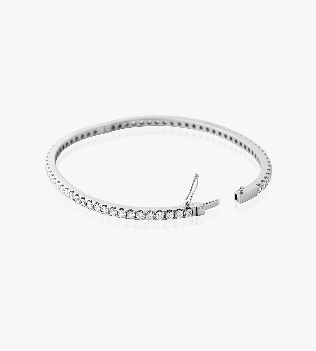 Elegant Silver Loop Design Jewelry