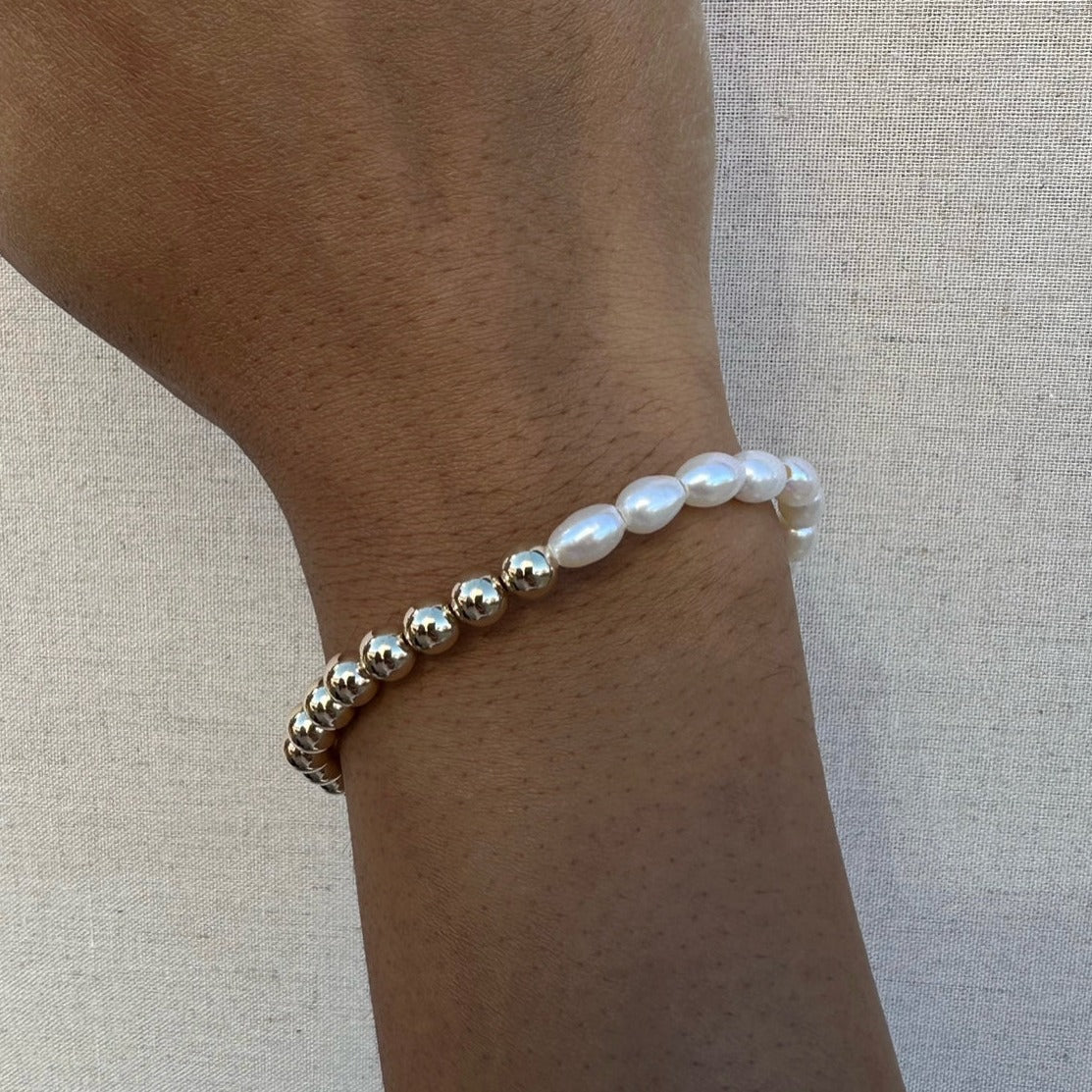 Half Pearl and Juno Beaded Bracelet 6mm