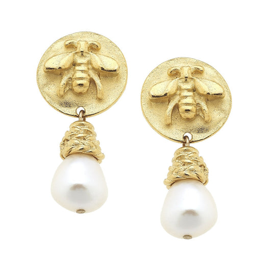 Pearl Drop Earrings in Elegant Design