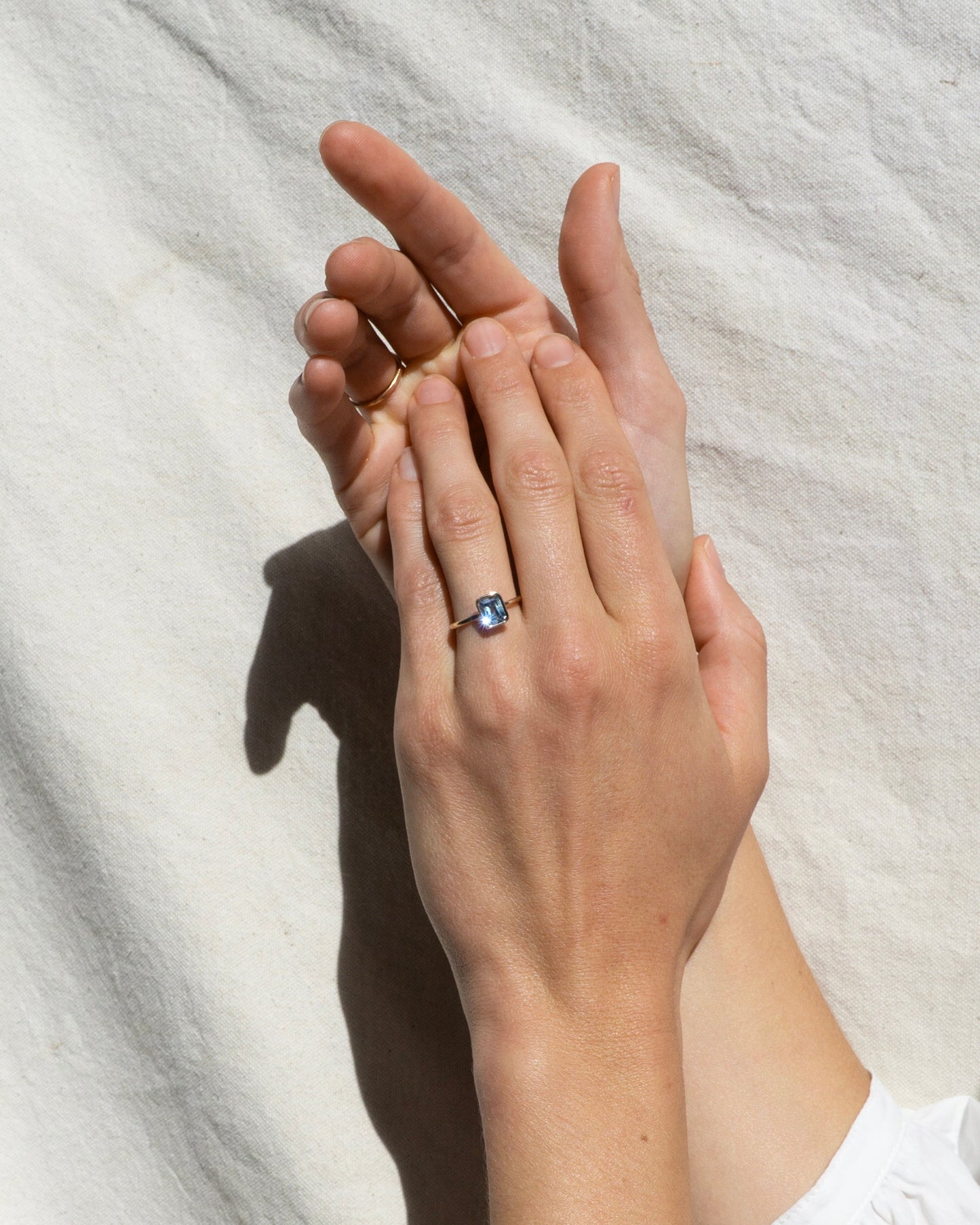 14K Blue Sapphire Floating Ring Design