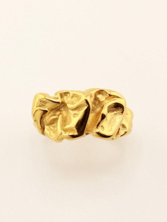 Rustic Ring Made of Gold