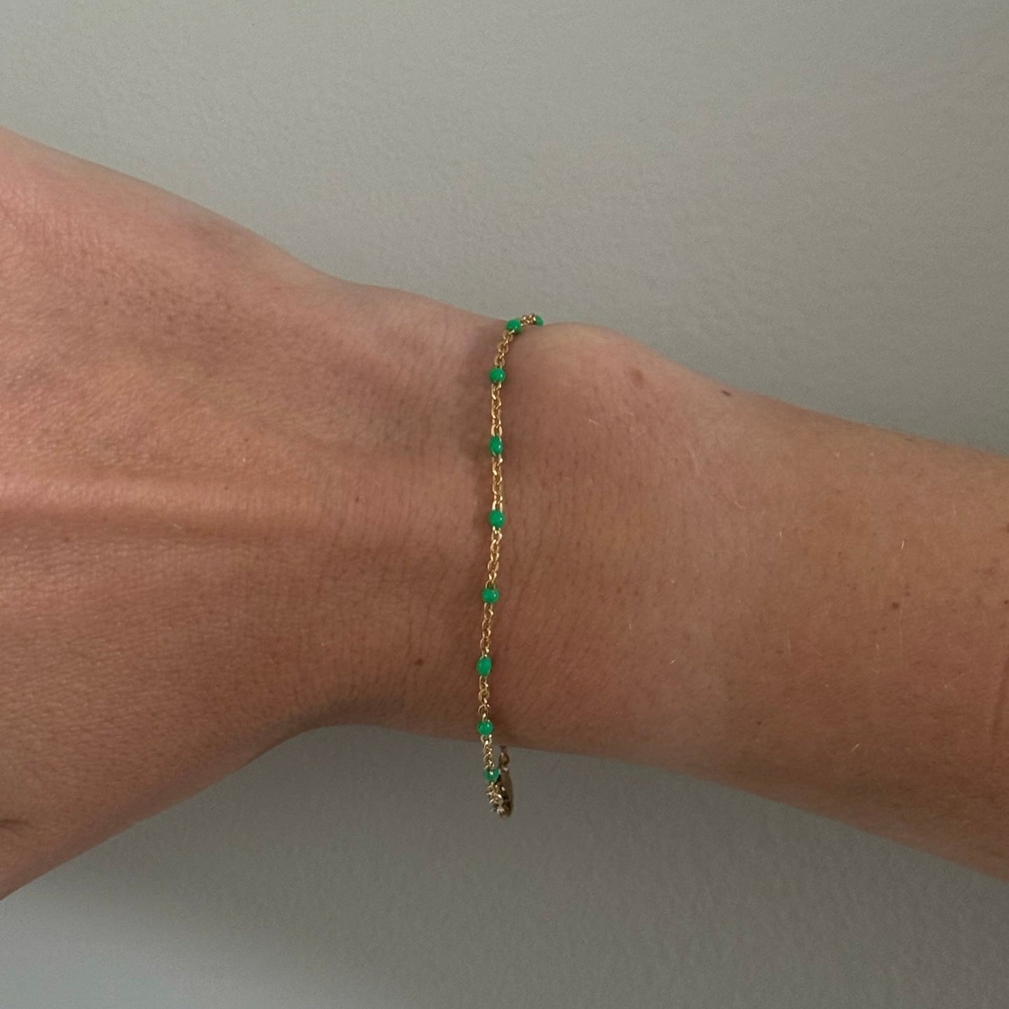 Green Daisy Beaded Bracelet for Women