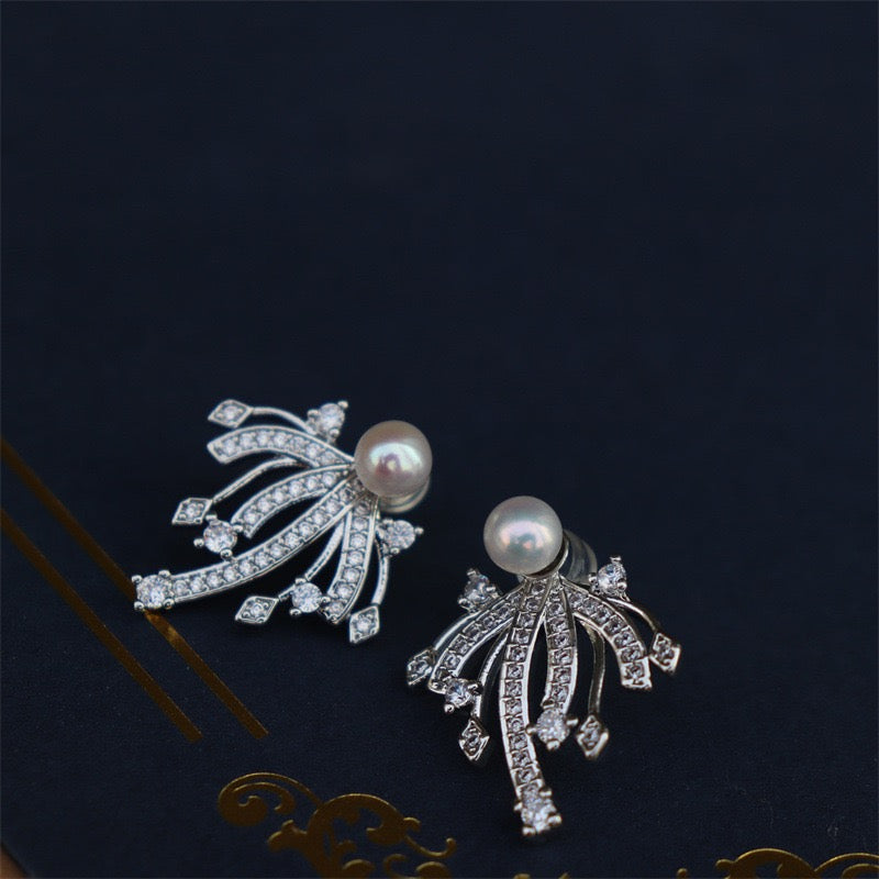 High Luster Freshwater Pearl Stud Earrings