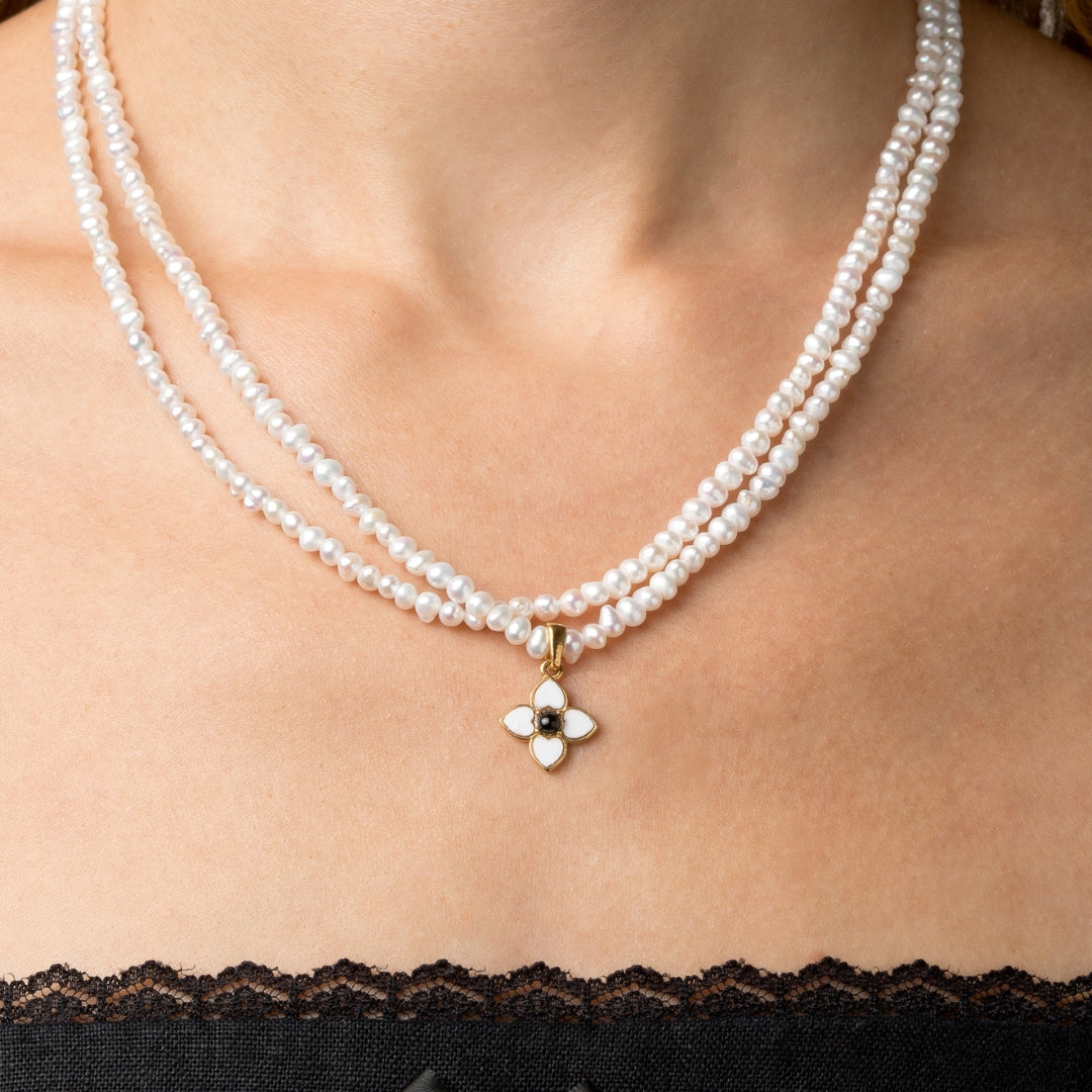 Layered Pearl Necklace with Quatrefoil Design