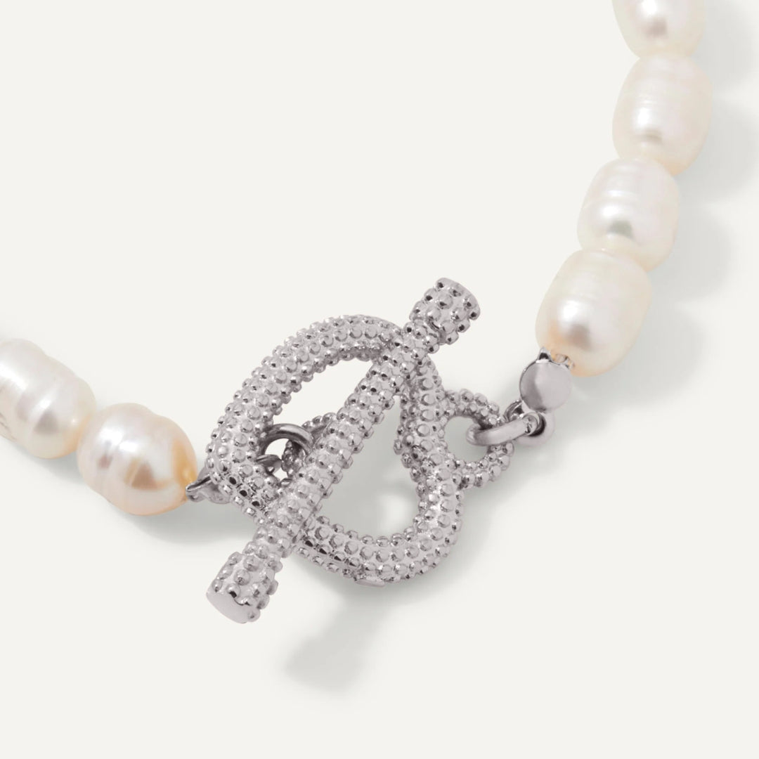 Heart Shaped Pearl Bracelet for Elegance