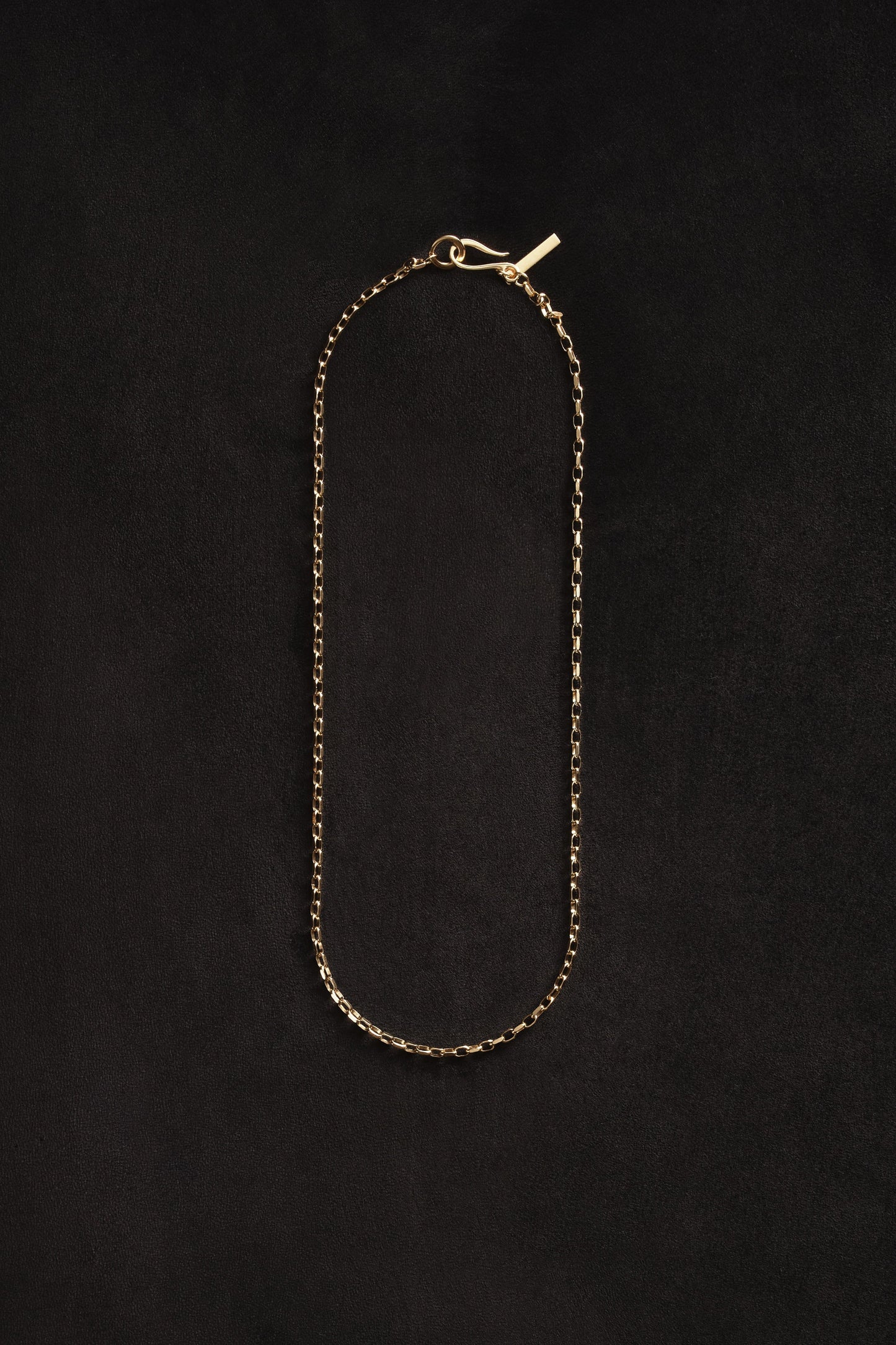 16 Inch Chain Necklace in Elegant Design