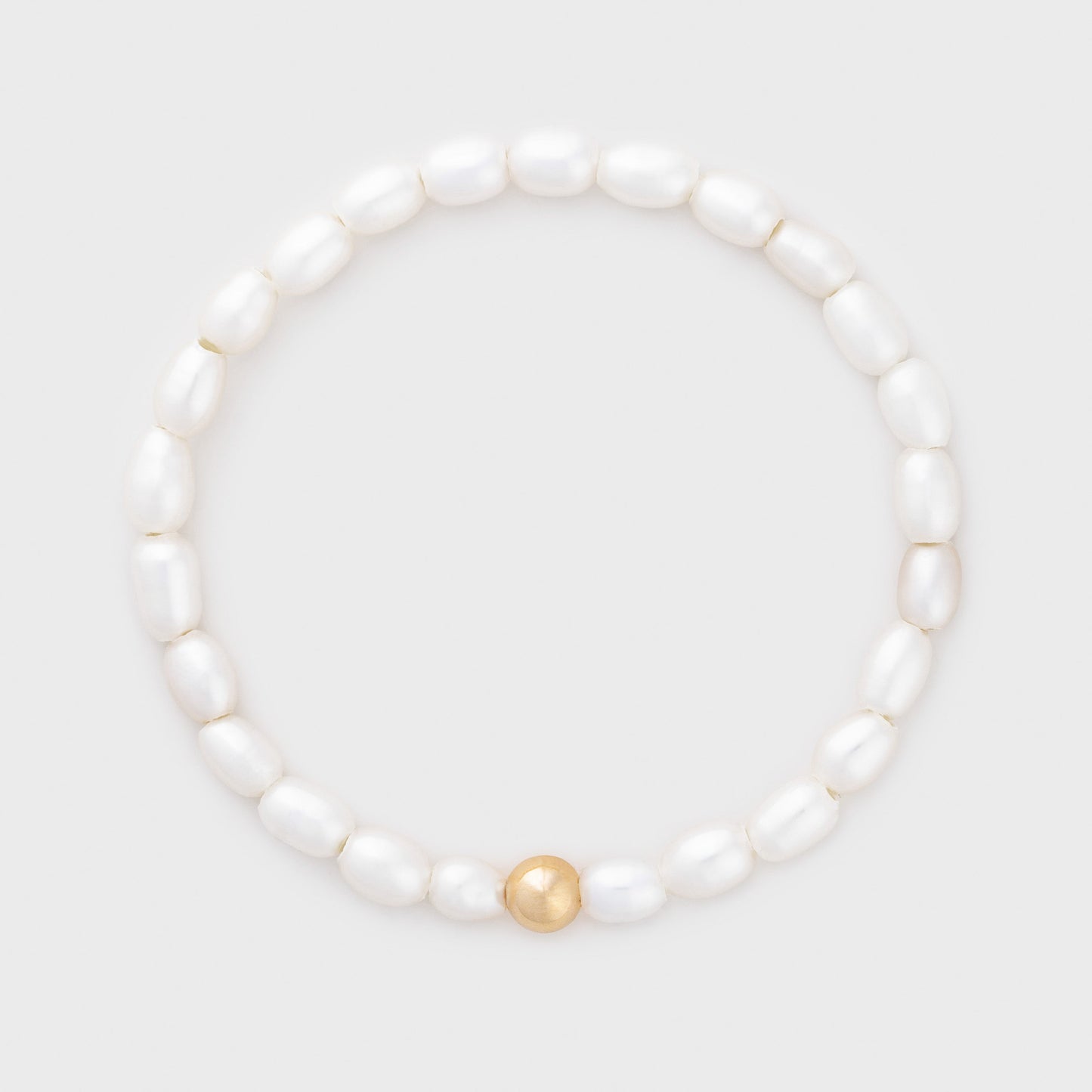 Elegant Pearl Bracelet in Classic Design 2