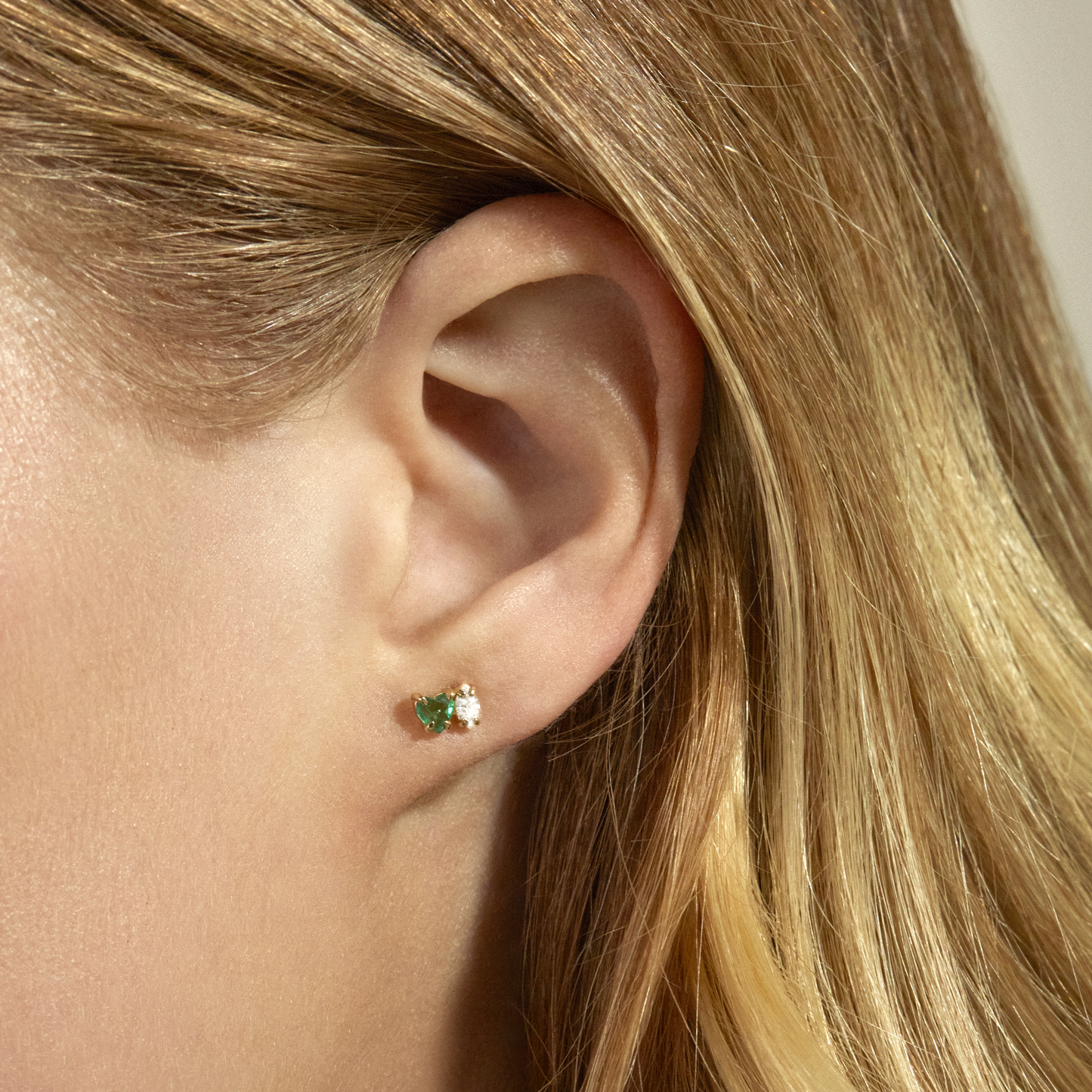 Emerald Stud Earrings in Luxurious Design