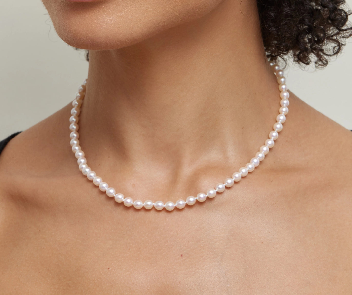 White Akoya Pearl Necklace in AA+ Quality 2