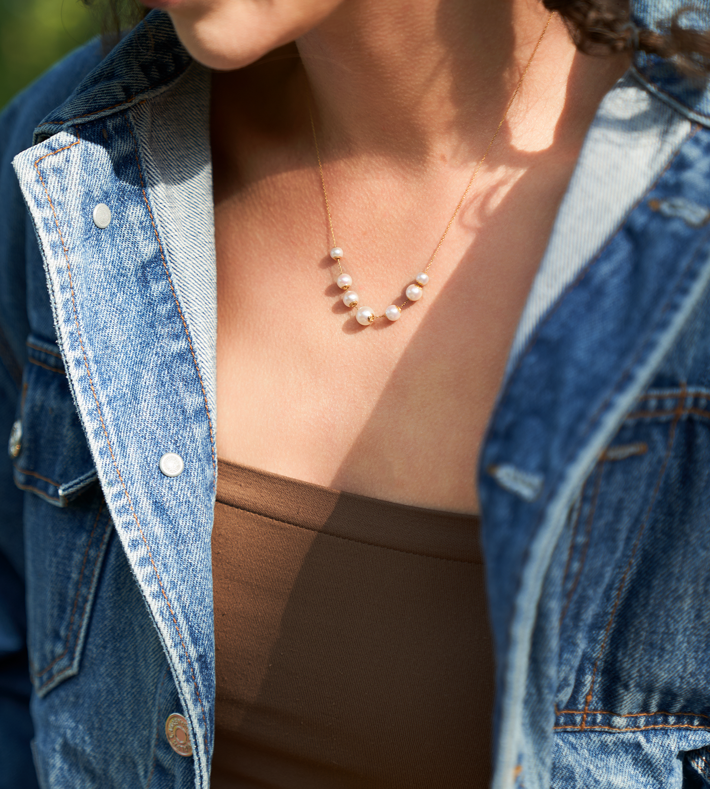 Elegant Silver Necklace with Serene Design