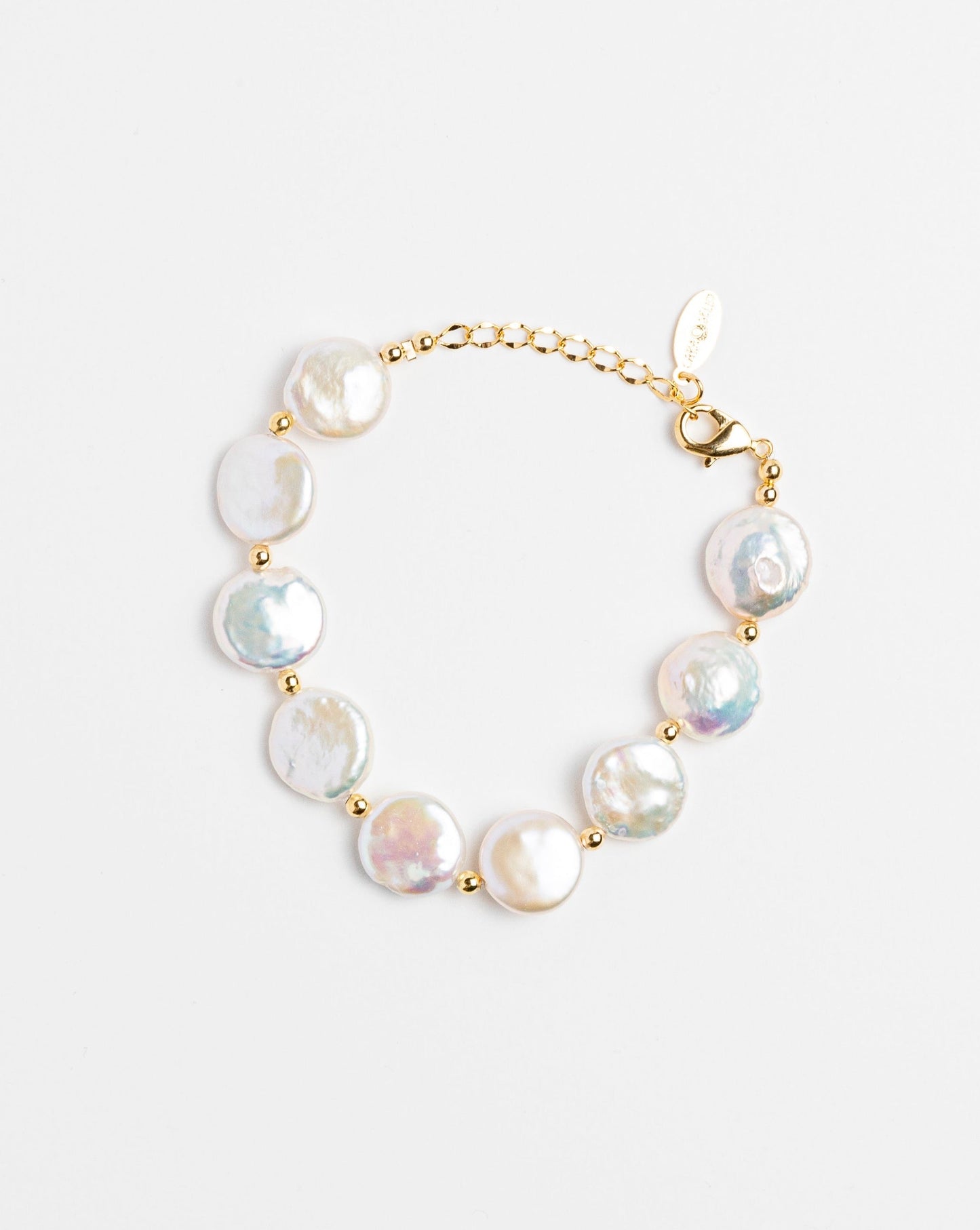 Flat Pearl Jewelry Item in Elegant Design