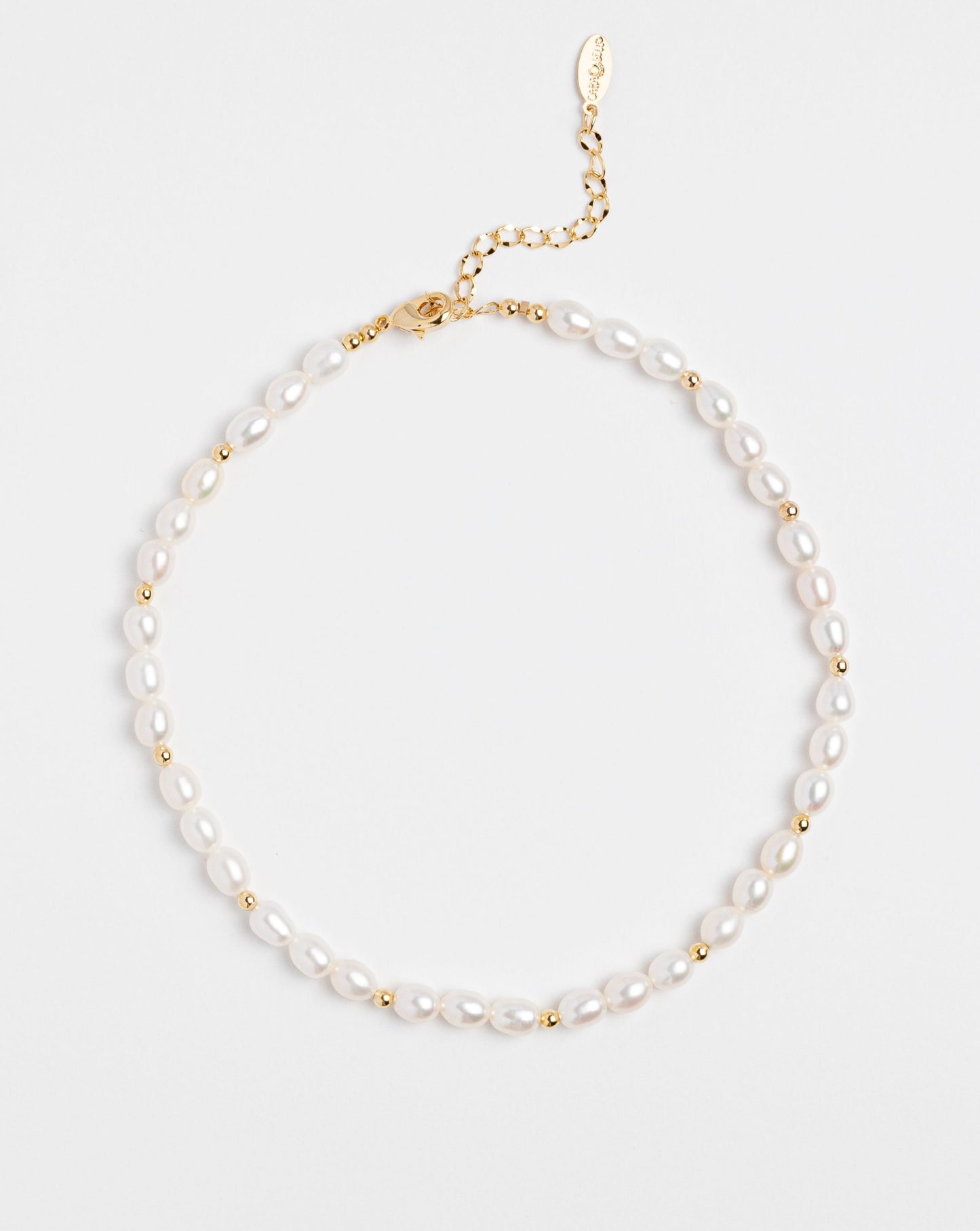 Elegant Pearl Choker Necklace in Simple Design