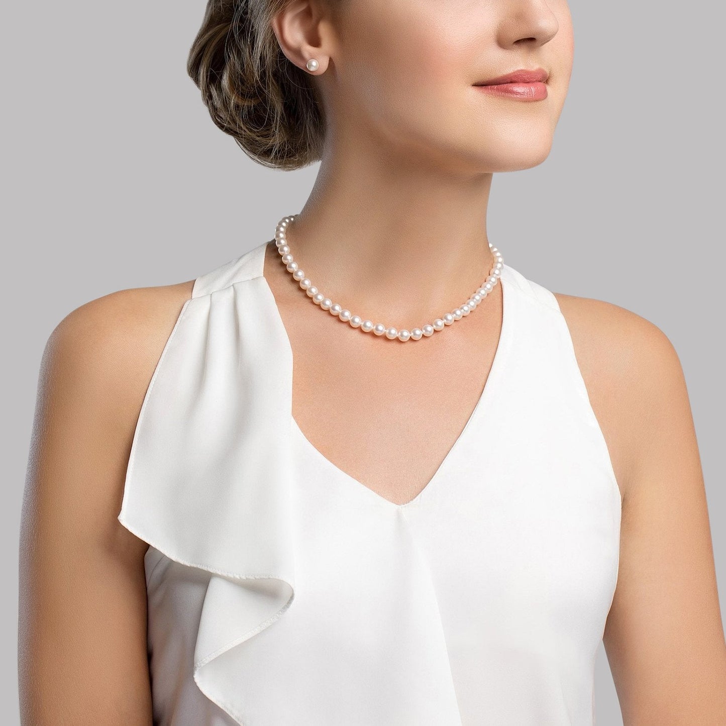 Elegant White Akoya Pearl Necklace 6.5 to 7 Millimeters