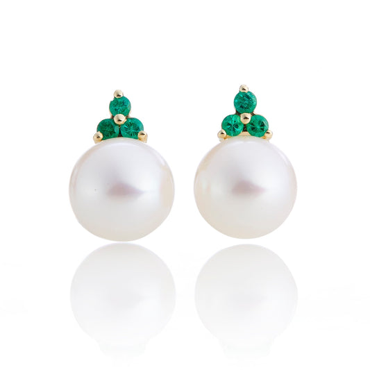 Pearl and Emerald Earrings in Elegant Design