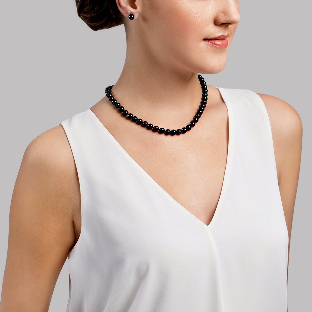 Black Akoya Pearl Necklace in AAA Quality 5