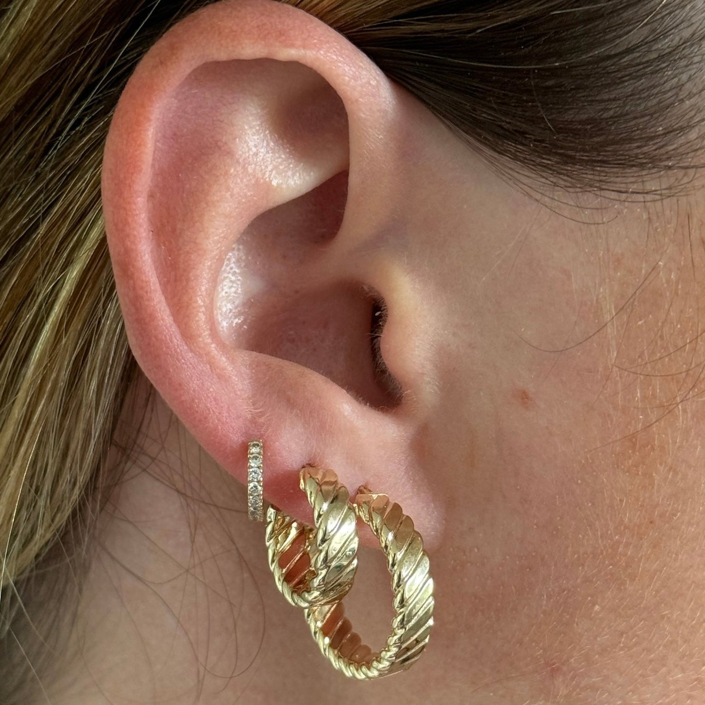 14k Gold Deana Hoop Earrings