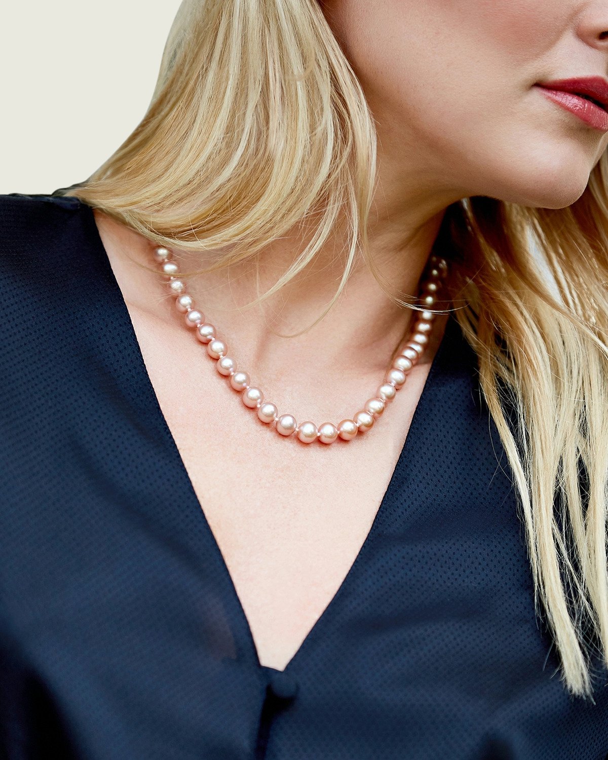 Peach Freshwater Pearl Necklace in AAA Quality 2