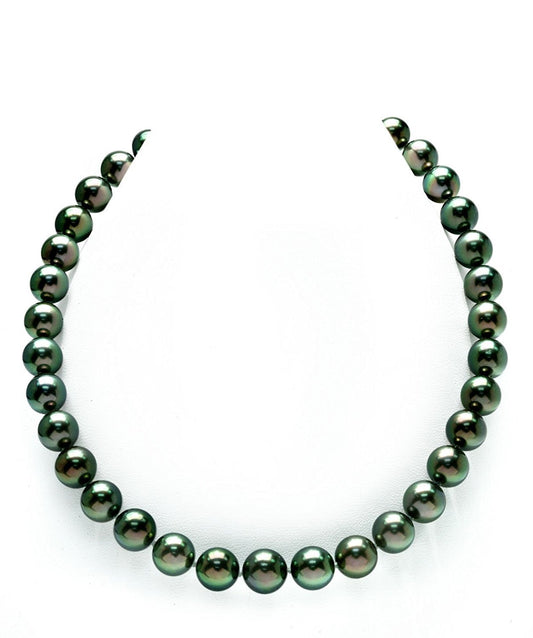 Tahitian Pearl Necklace in True Round Style