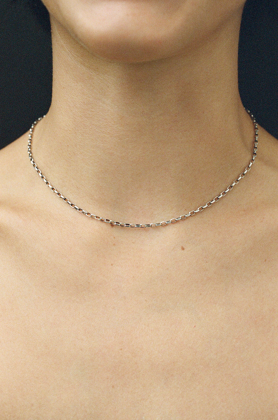 16 Inch Chain Necklace in Elegant Design