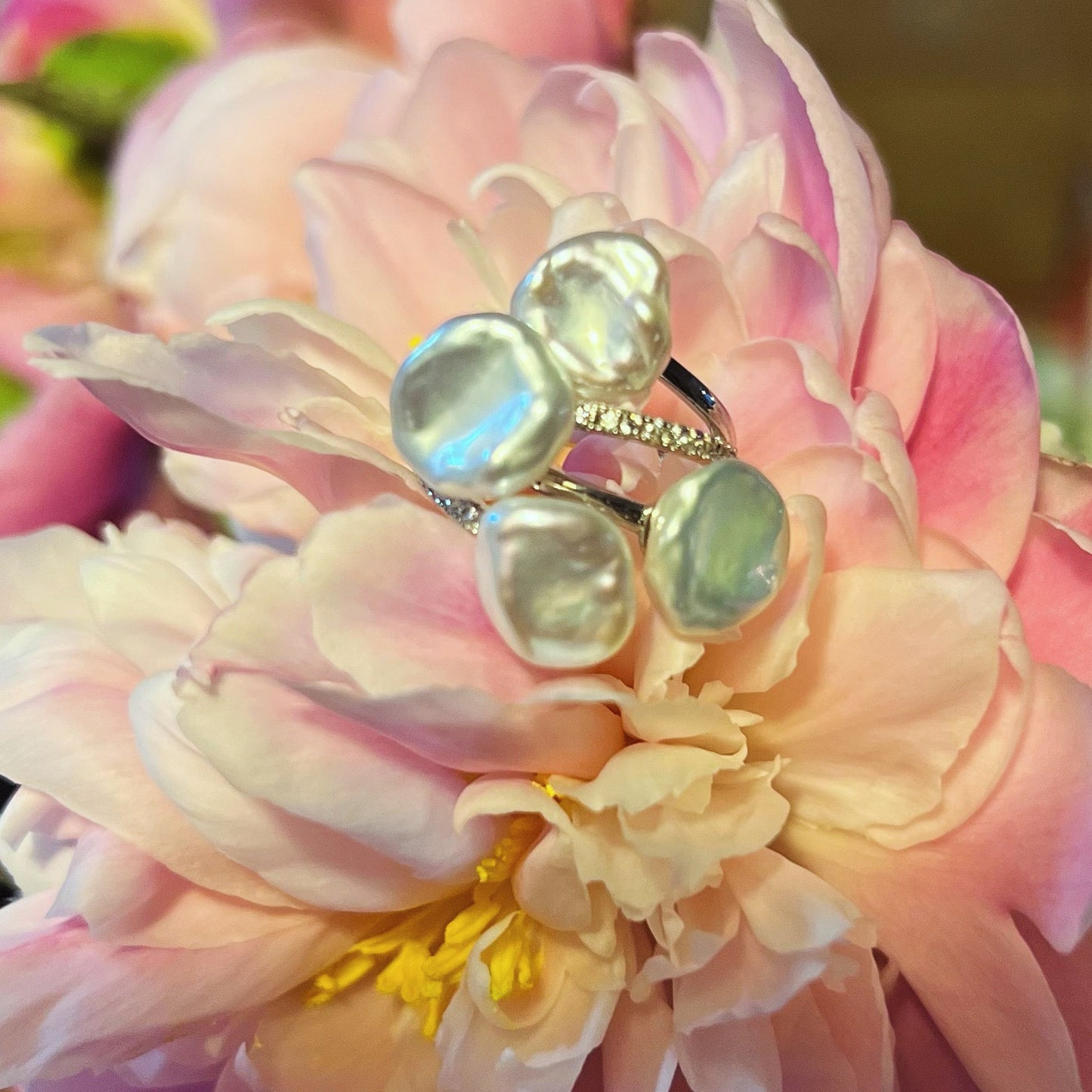 Floral Design Keshi Pearl Ring