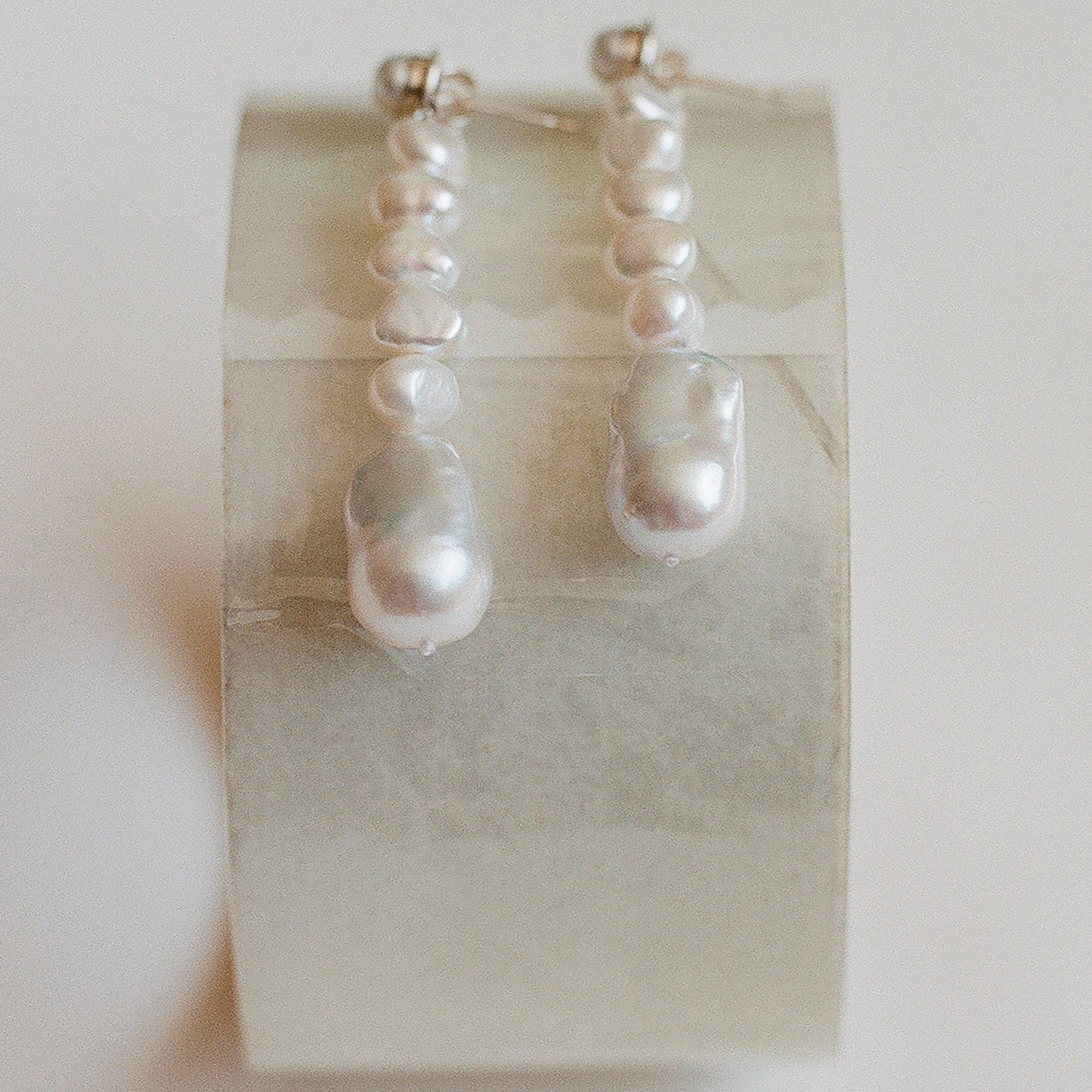 Elegant Earrings in Silver and Gold