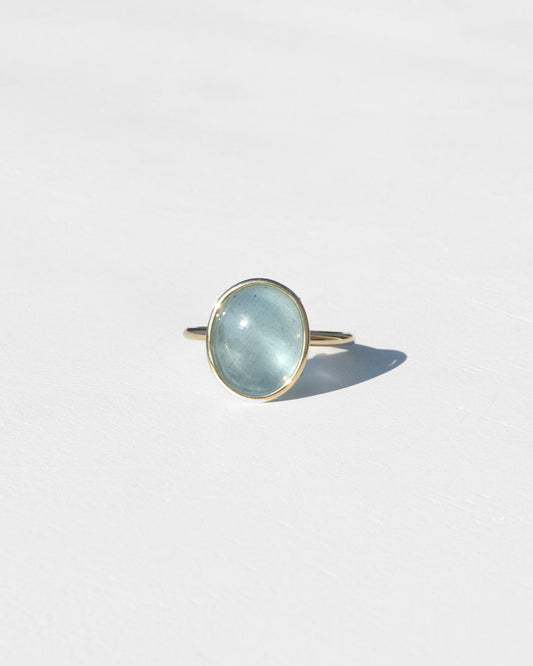 14K Gold Verre Style Ring