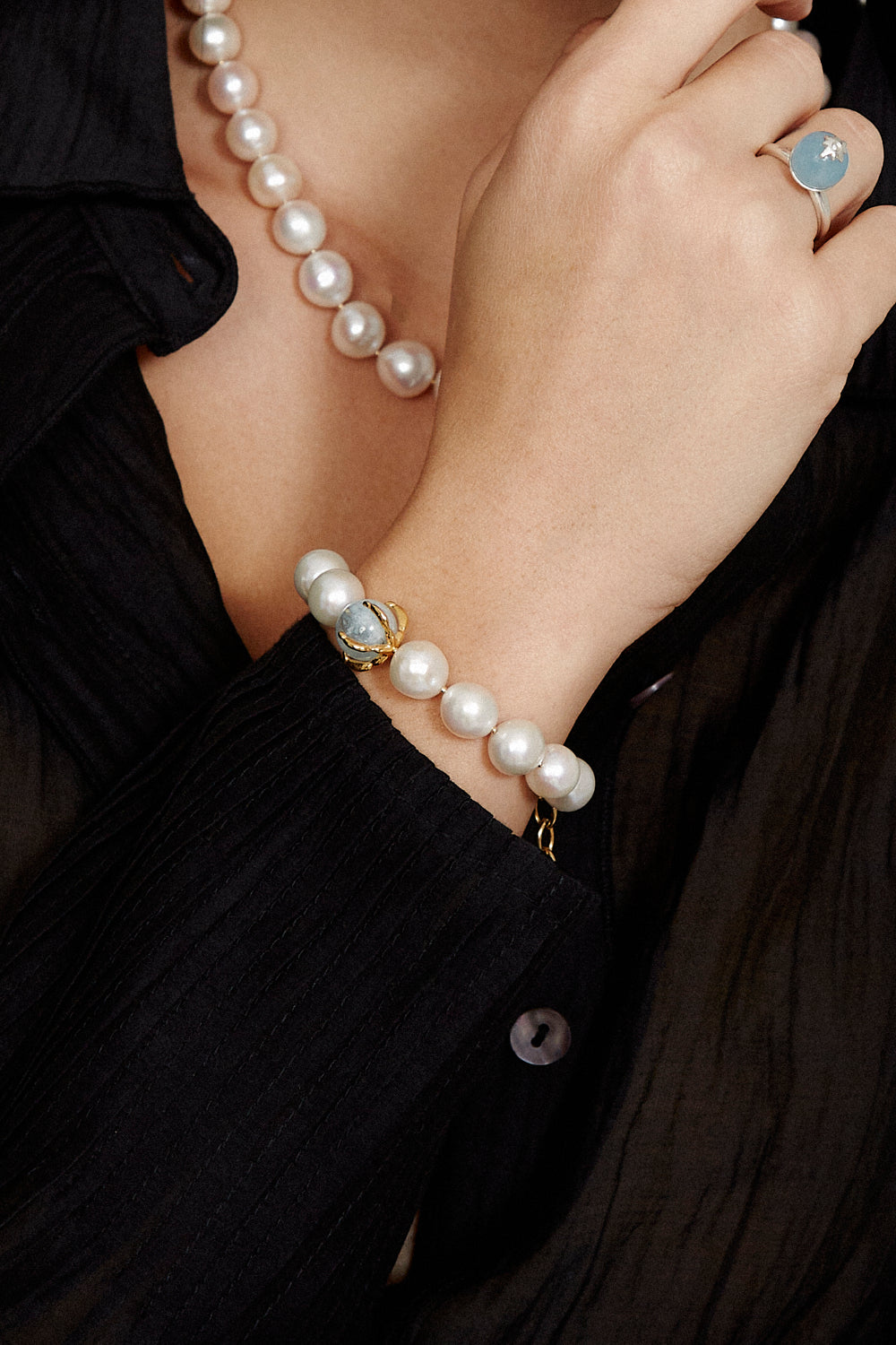 White Pearl Mix Bracelet for Elegant Style