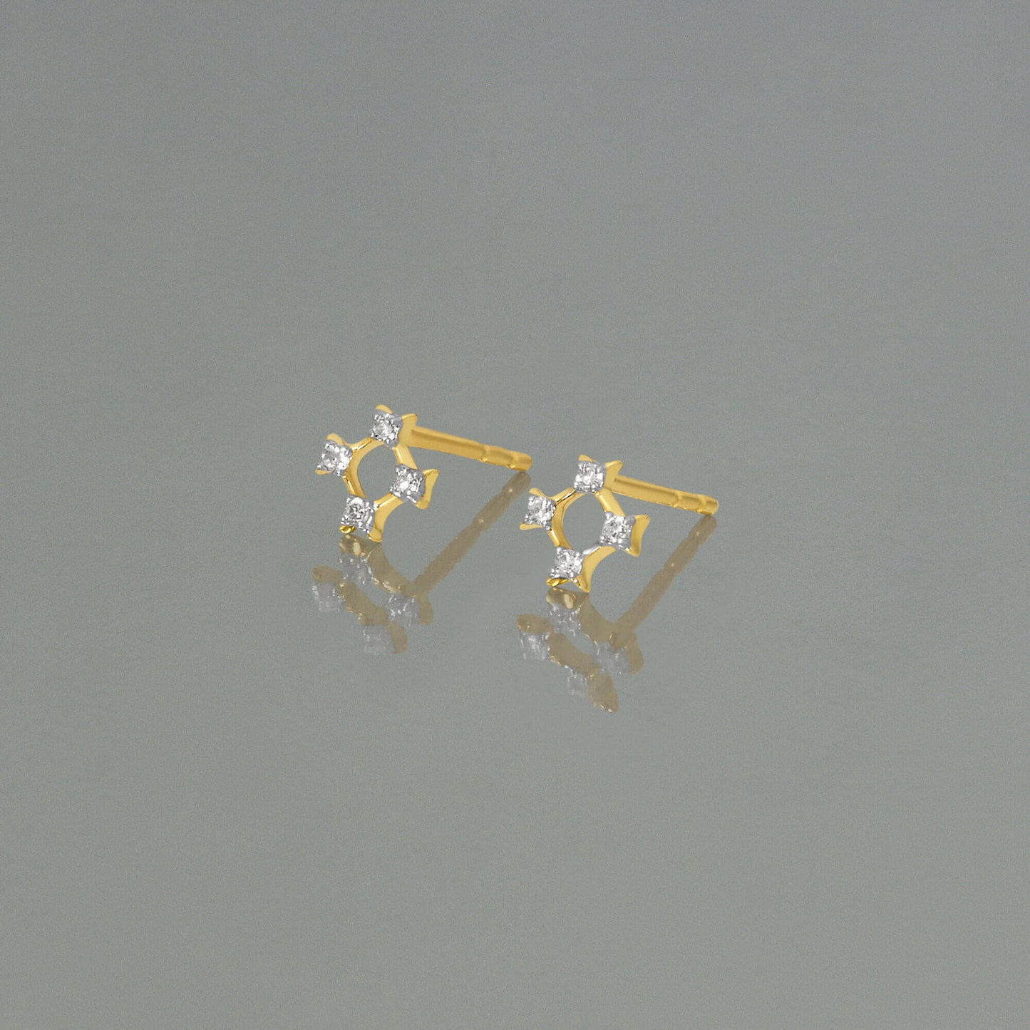 Glowing Aura Stud Earrings in Silver