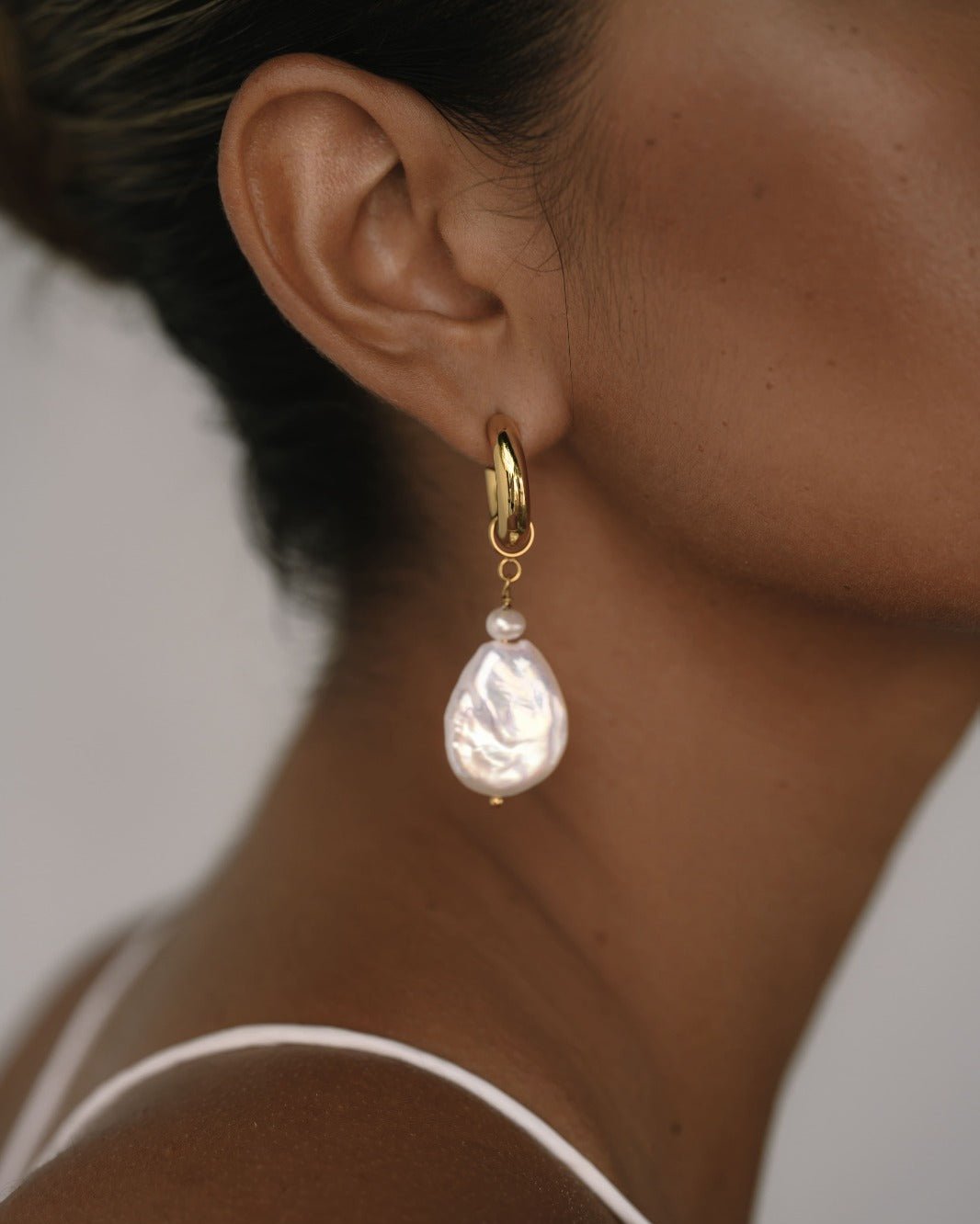 Elegant Baroque Pearl Earrings for Every Occasion