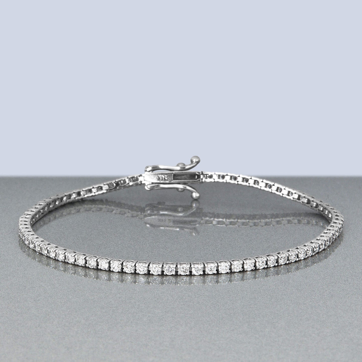 Elegant Tennis Bracelet in Classic Design