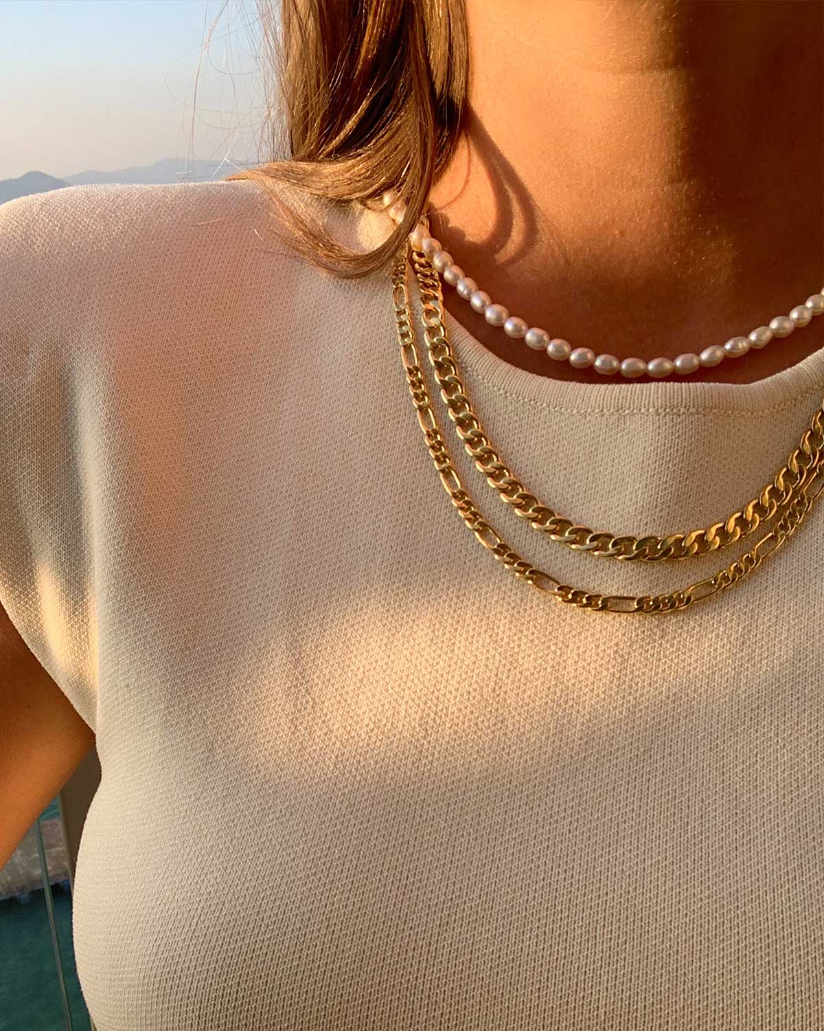 Elegant Pearl Choker for Any Occasion