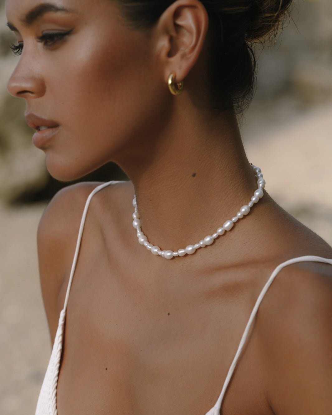 Elegant Pearl Choker for Stylish Looks