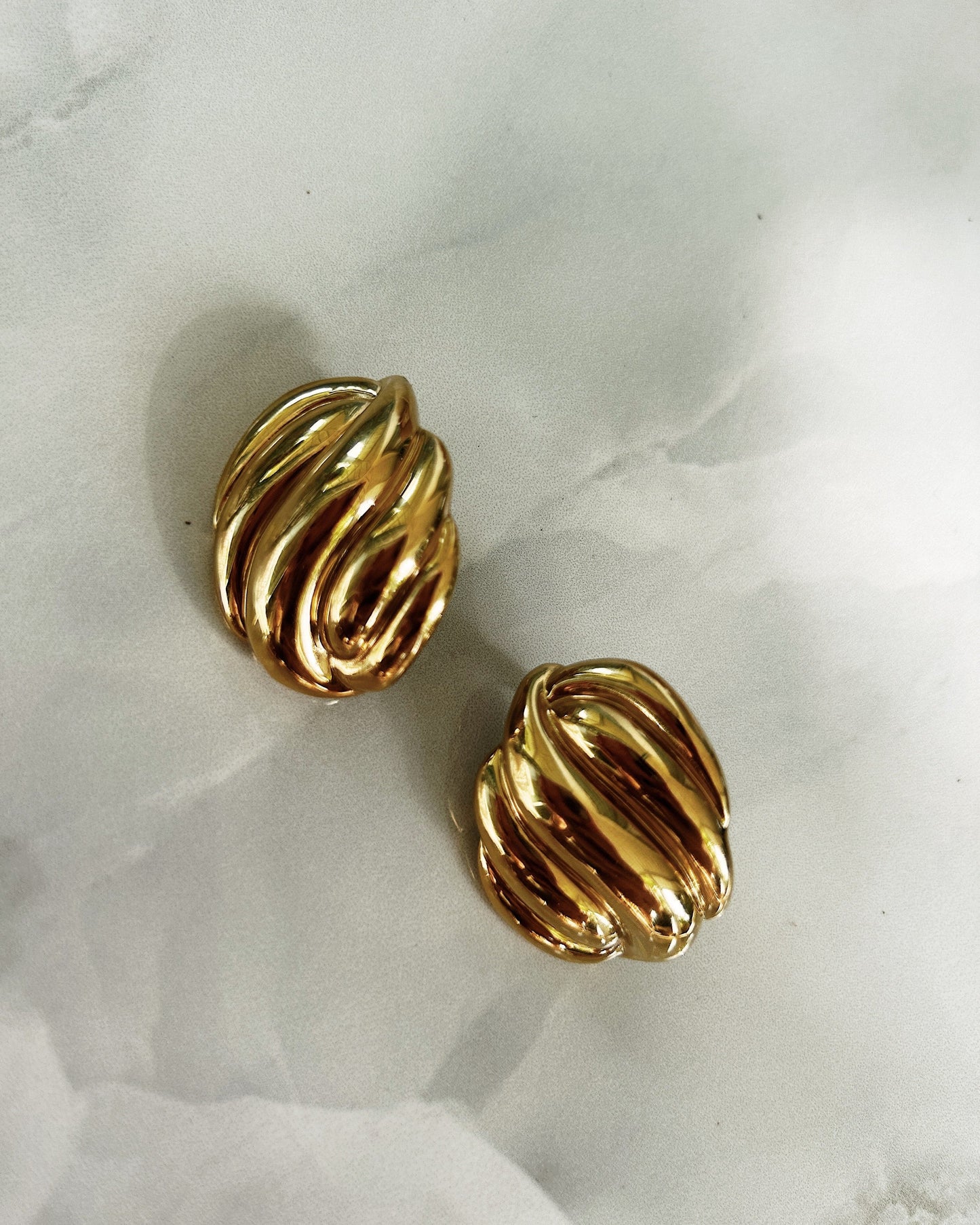 Bold Gold Statement Earrings for Style