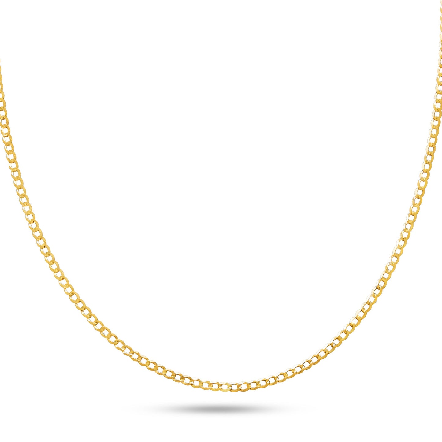 Curb Chain Necklace in Stylish Design