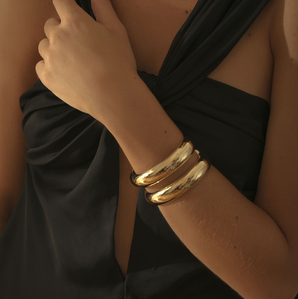 Stylish Cuff Bracelet in Elegant Design 1