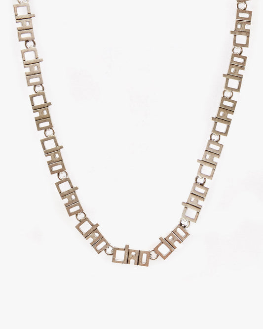 Chain Necklace in Sleek Modern Design