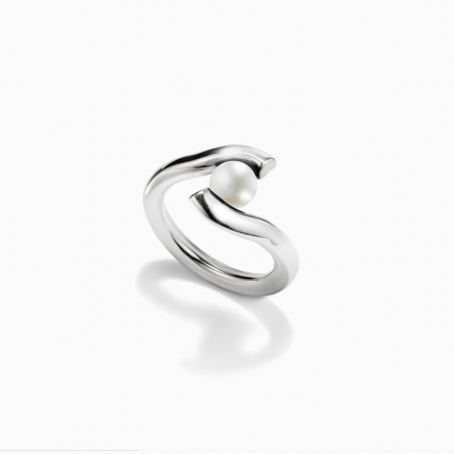 Elegant Silver Ring with Unique Design 5