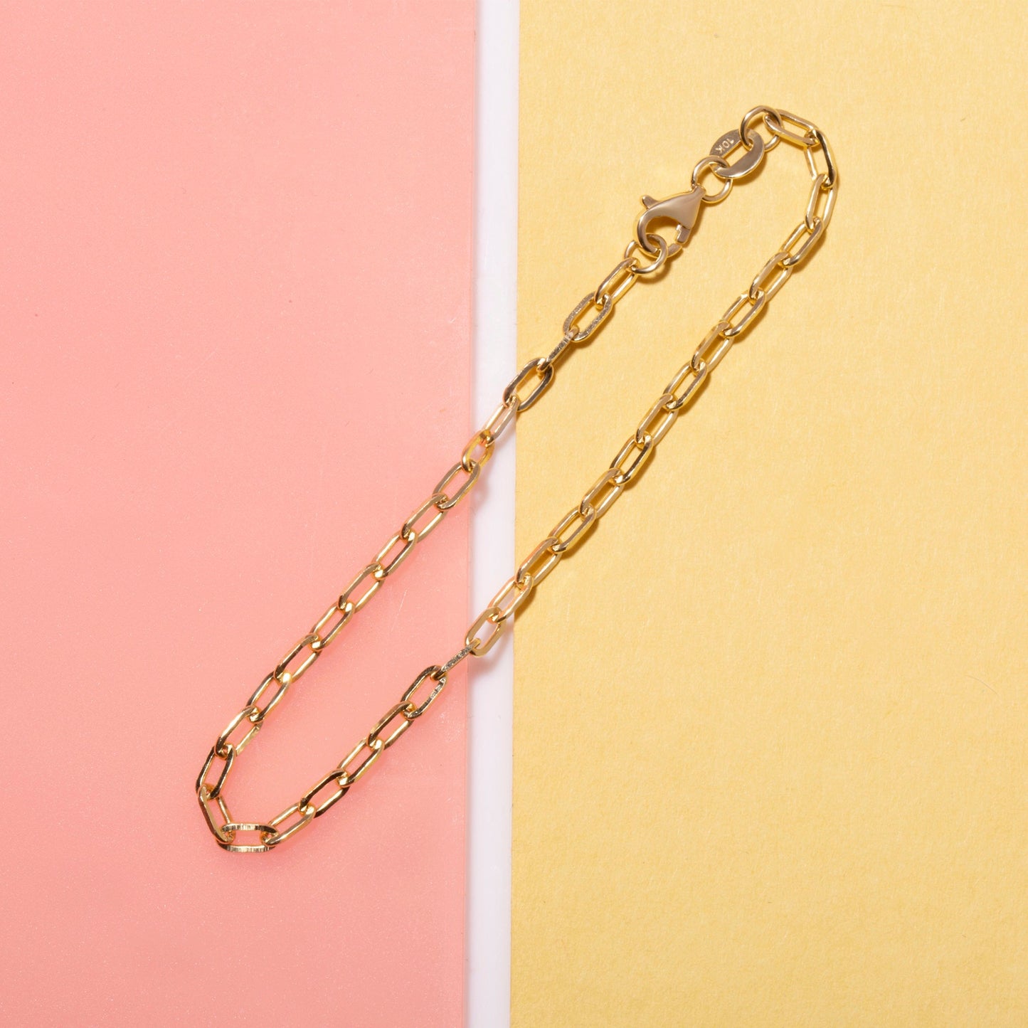 Delicate Gold Paperclip Chain Bracelet