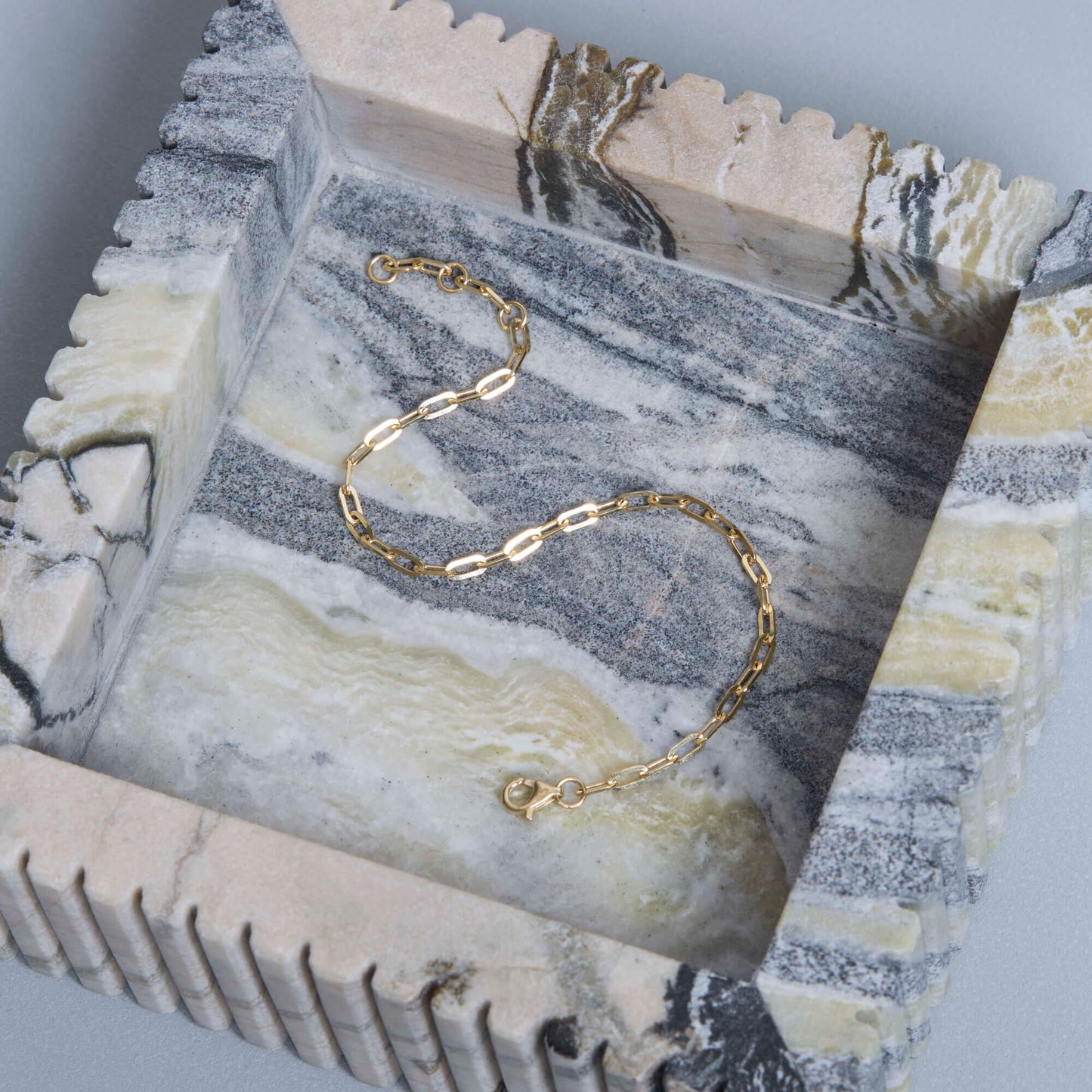 Delicate Gold Paperclip Chain Bracelet