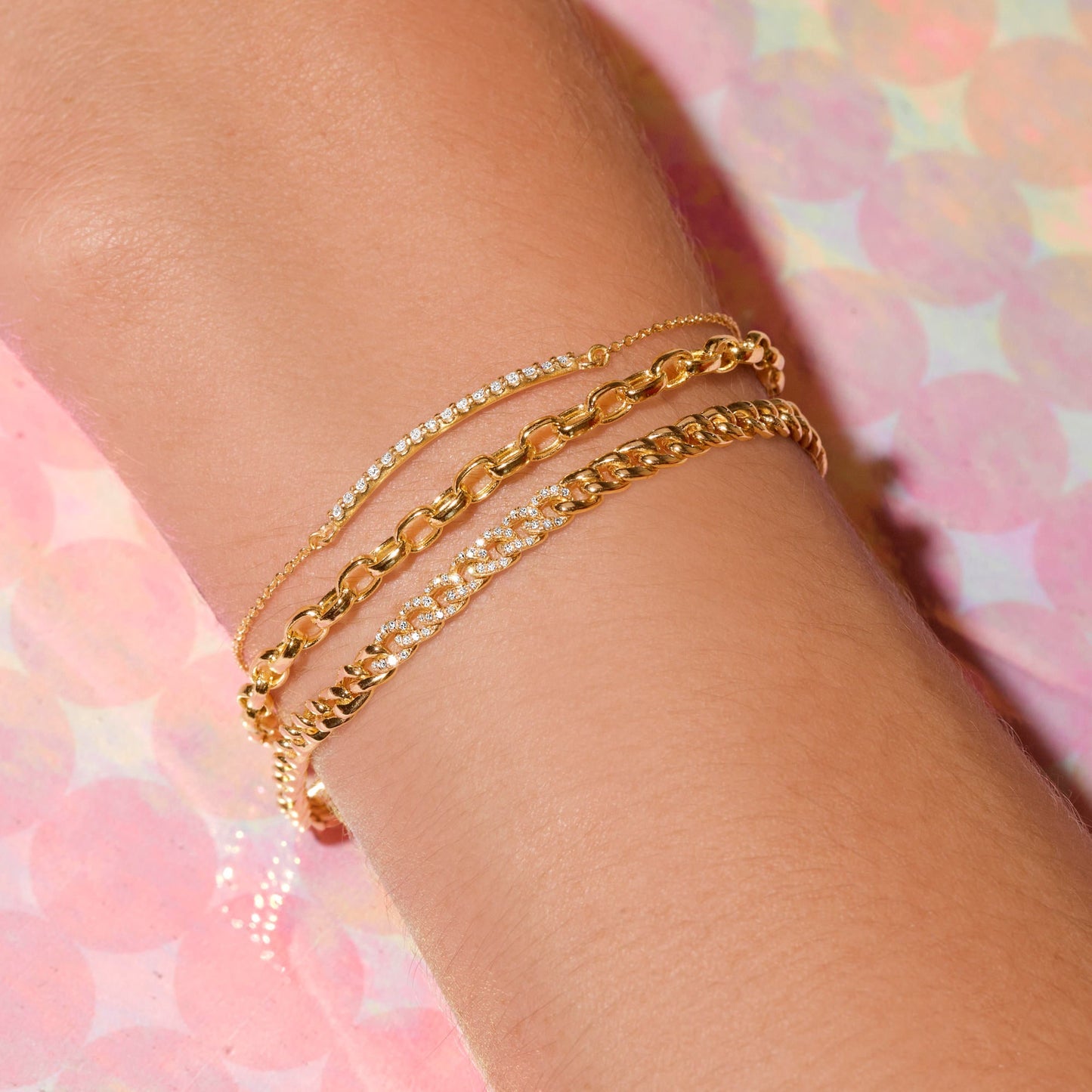 Elegant Diamond Bar Slider Bracelet Design