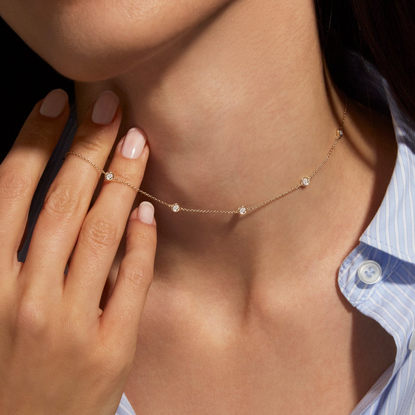 Elegant Diamond Cluster Necklace in Silver