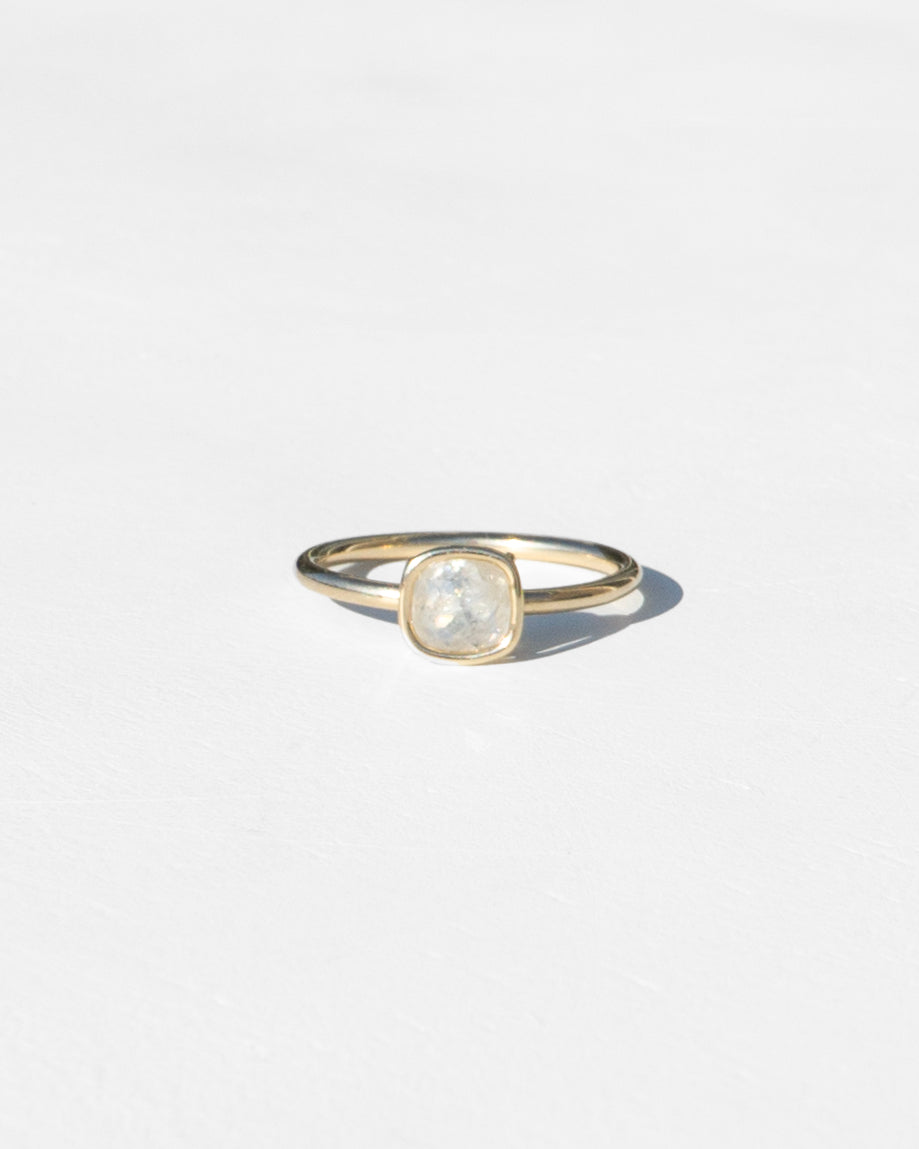 14K Floating Ring with Square Mineral Diamond