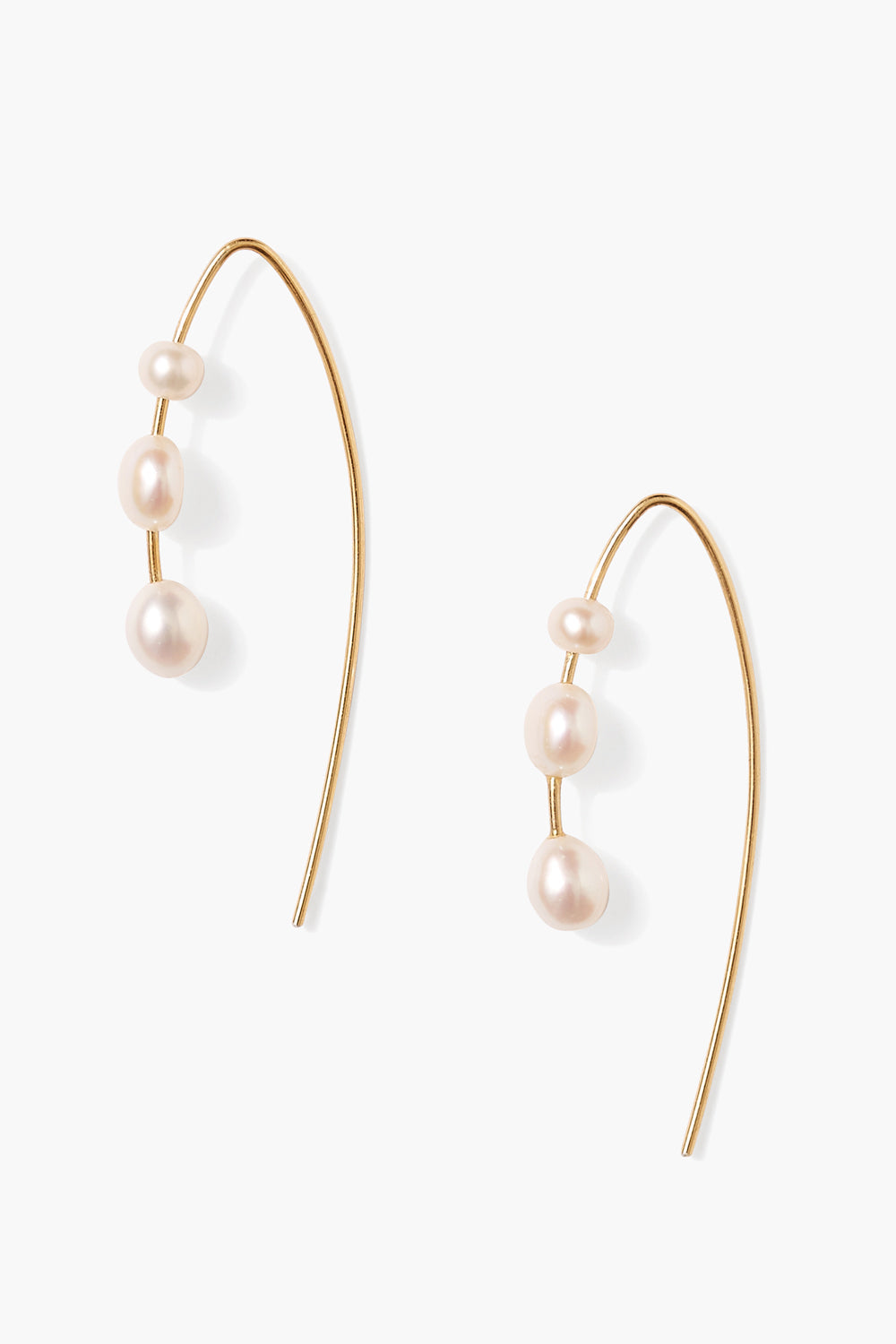 Gold Pearl Earrings in Elegant Design