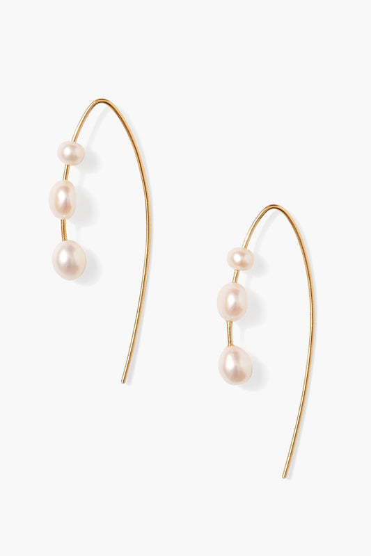 Gold Pearl Earrings in Elegant Design