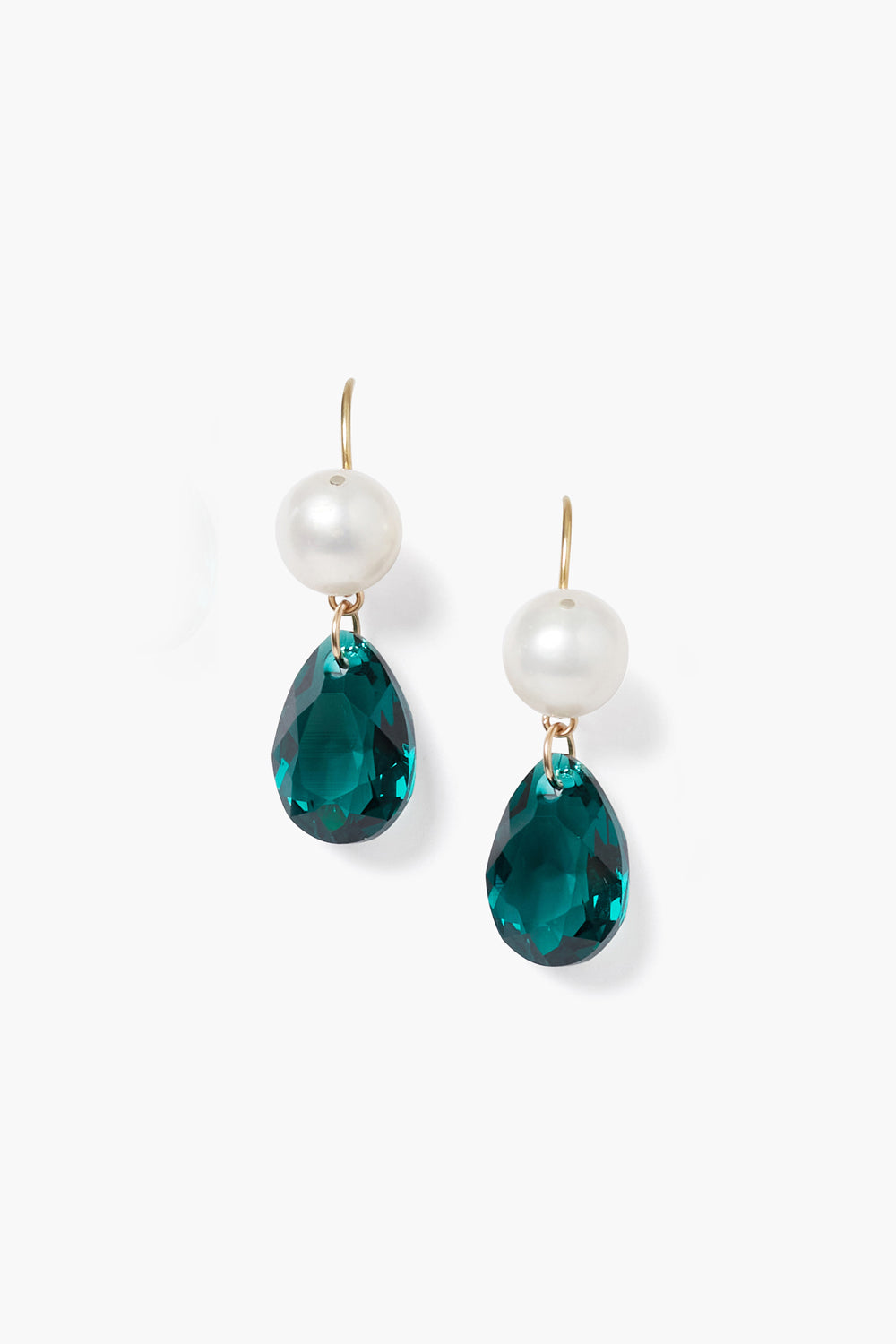 Emerald Drop Earrings in Elegant Design 1