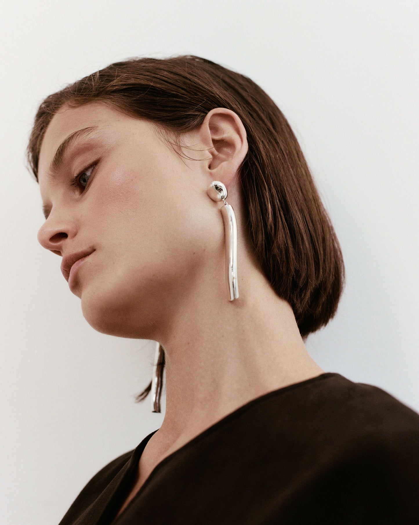 Stylish Silver Hoop Earrings for Everyday Wear 2