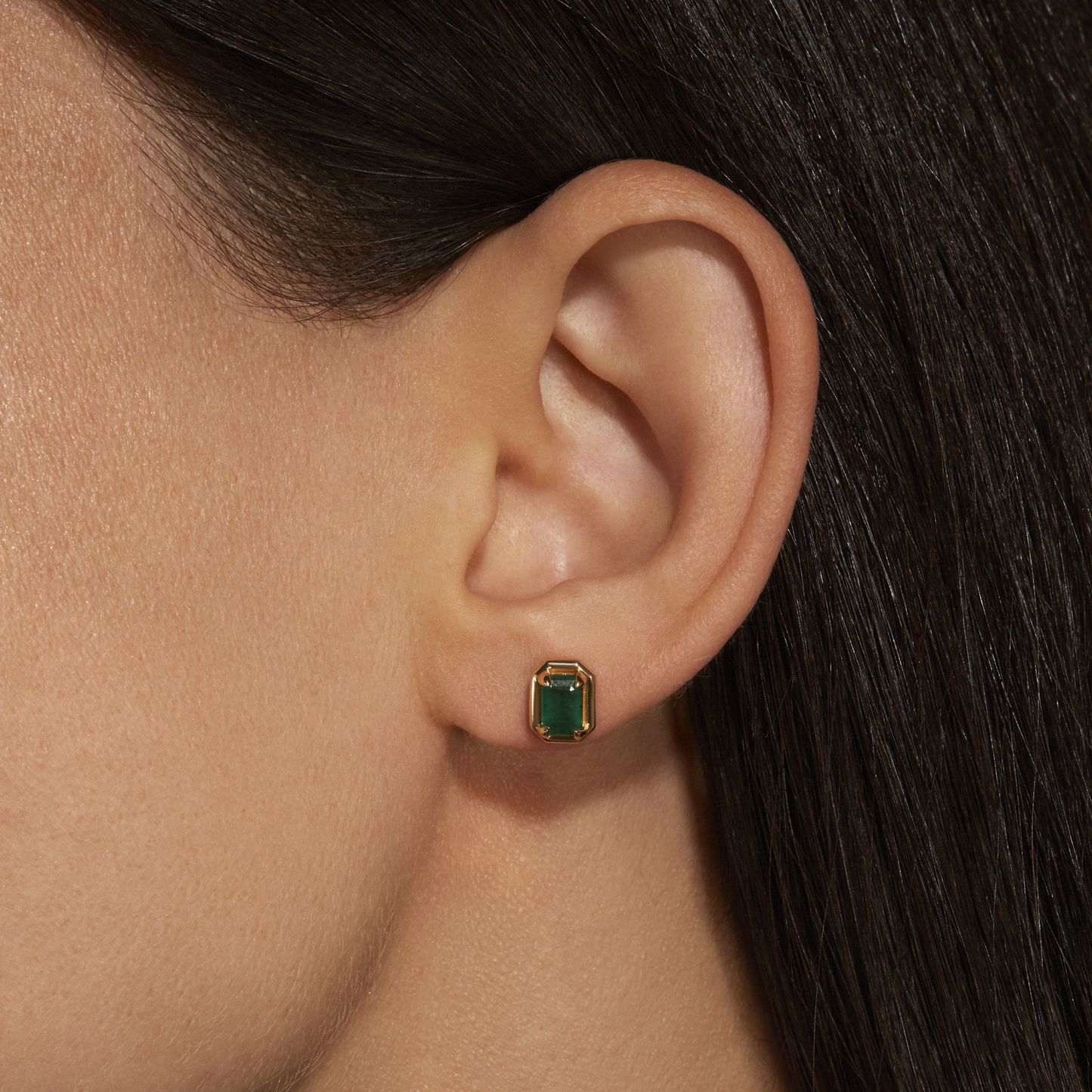 Emerald Stud Earrings in Bonbon Style