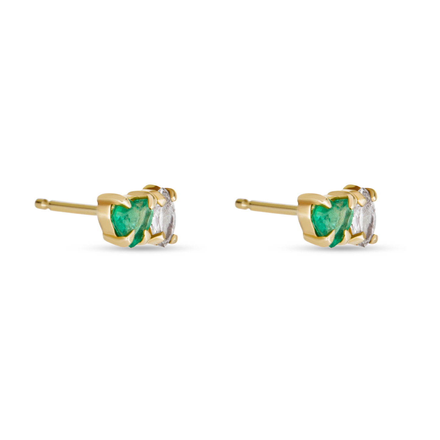 Emerald Stud Earrings in Luxurious Design