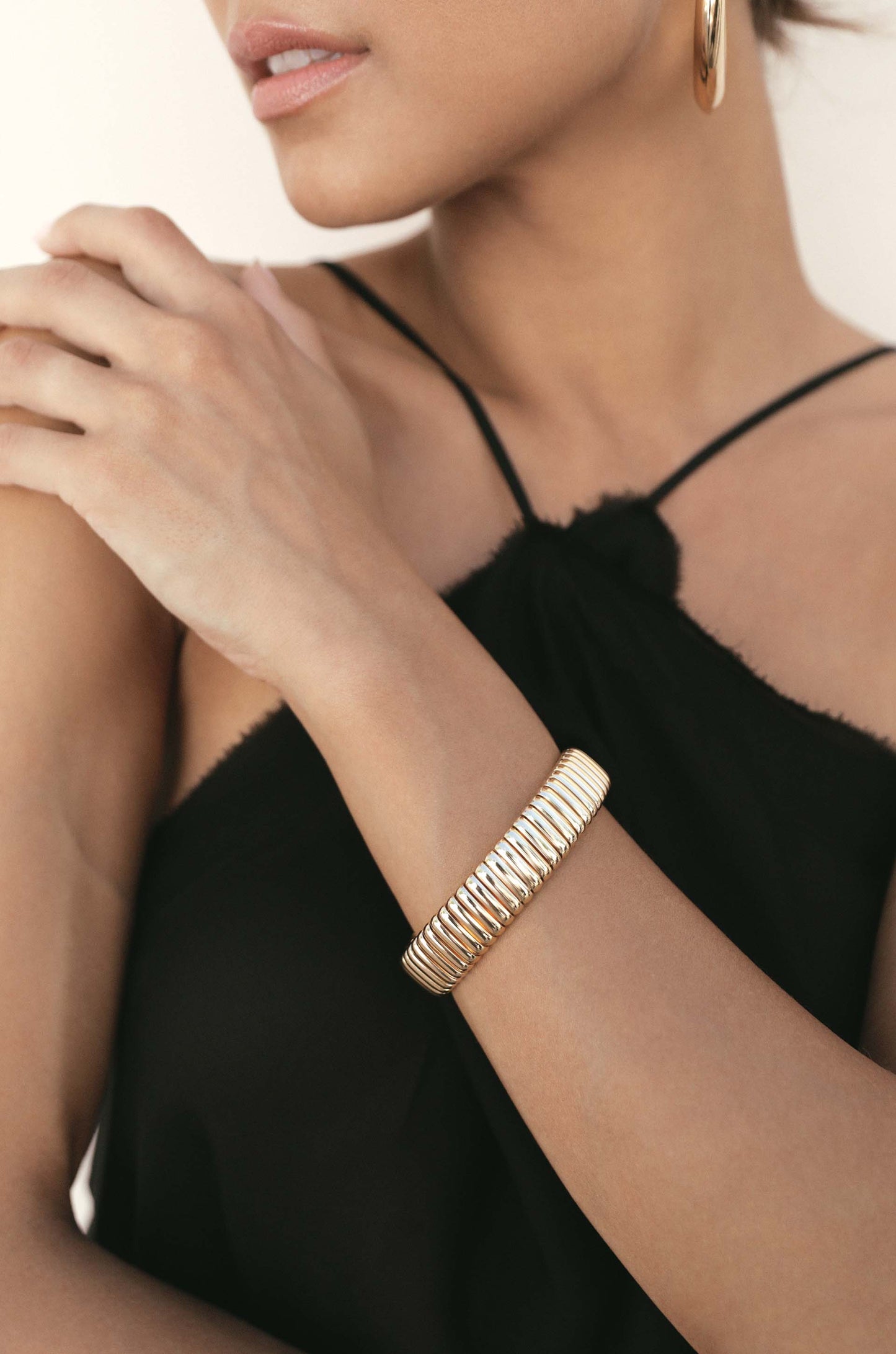 Silver Flex Band Cuff Bracelet for Stylish Wear