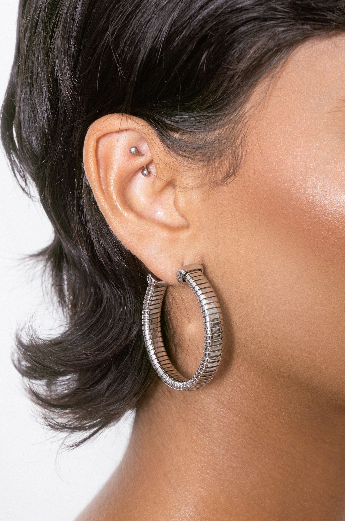 Flexible Hoop Earrings in Sleek Design